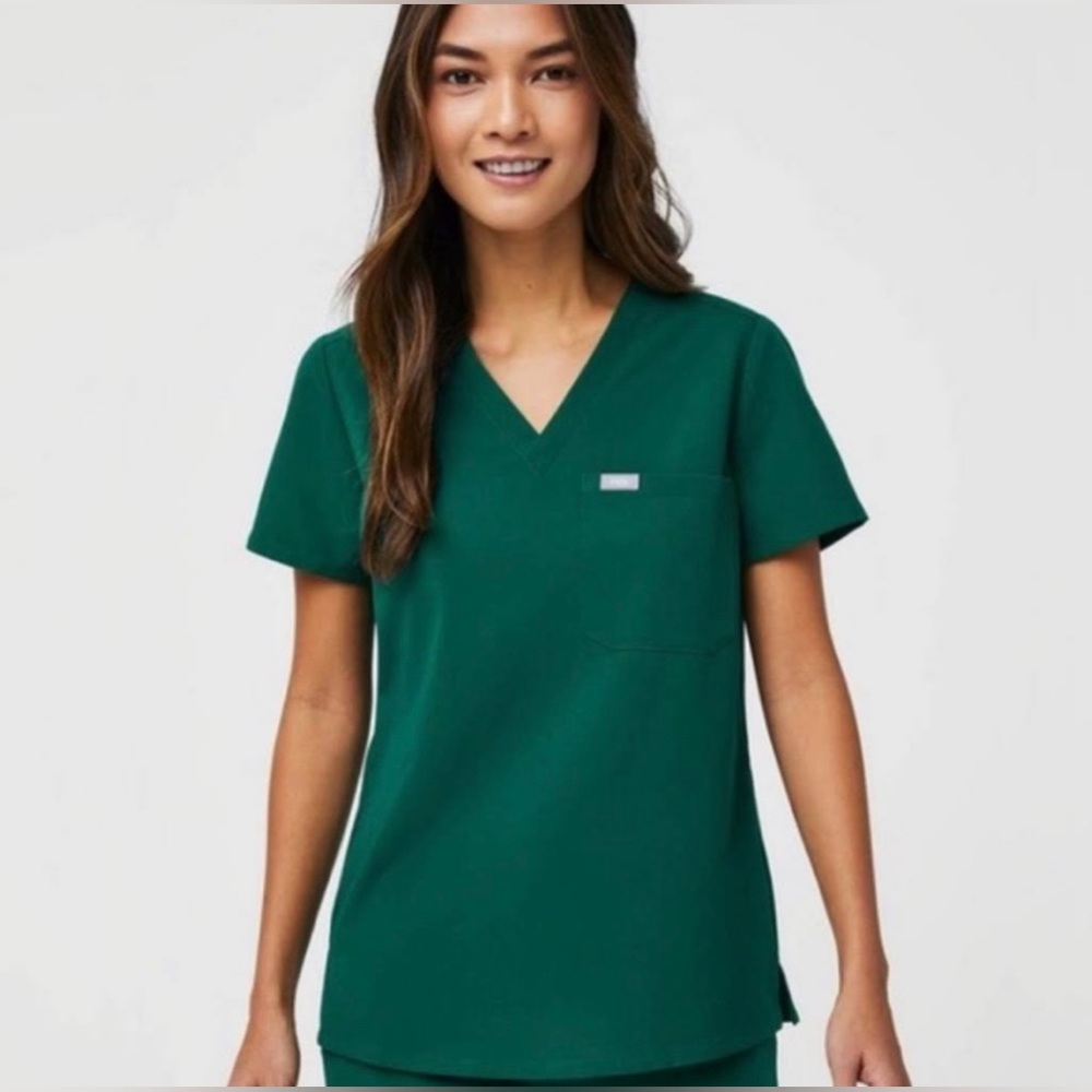 Figs Hunter Green Catalina One Pocket Scrub Top Size XS